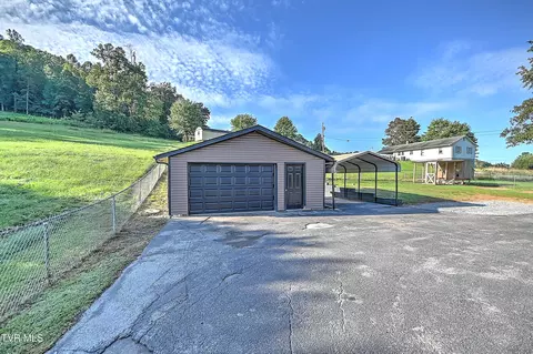 Exterior - 796 E Carters Valley Road Gate City Va 24251, Gate City, VA 24251 photo 3 of 7