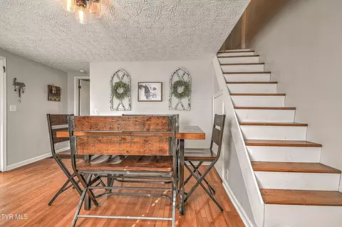 Dining - 796 E Carters Valley Road Gate City Va 24251, Gate City, VA 24251 photo 1 of 5