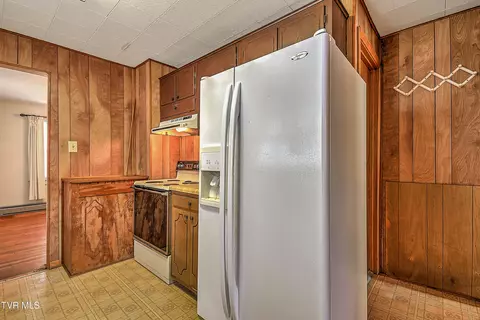 Kitchen - 728 Randolph Street Bristol Va 24201, Bristol, VA 24201 photo 3 of 4