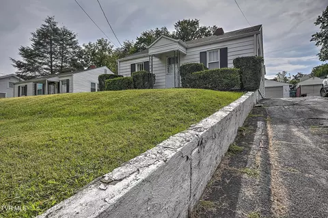 Exterior - 728 Randolph Street Bristol Va 24201, Bristol, VA 24201 photo 6 of 6