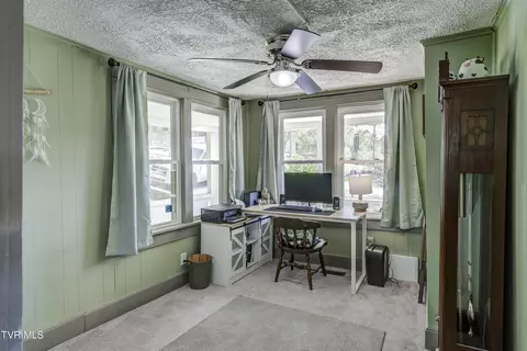 Exterior - 751 Jackson Street Bristol Tn 37620, Bristol, TN 37620 photo 1 of 4