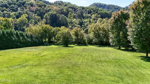 1026 Deer Harbour Road Bristol Tn 37620, Bristol, TN 37620