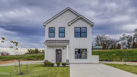 4340 Gambrel Oaks Street Blountville Tn 37617, Blountville, TN 37617
