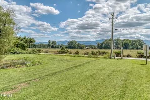 Exterior - 30 Ebenezer Loop Chuckey Tn 37641, Chuckey, TN 37641 photo 14 of 15