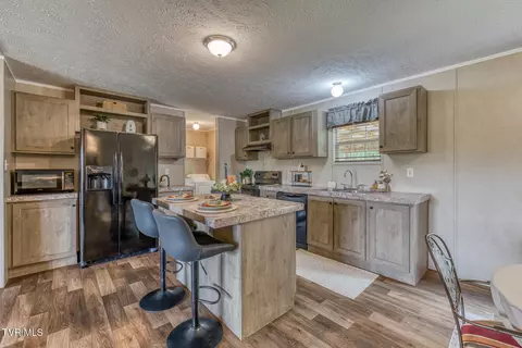 Kitchen - 30 Ebenezer Loop Chuckey Tn 37641, Chuckey, TN 37641 photo 2 of 3