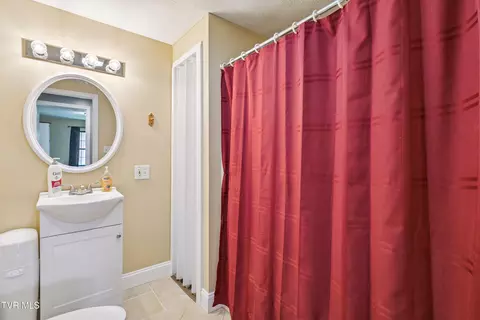 Bath - 706 E 2nd Street Damascus Va 24236, Damascus, VA 24236 photo 1 of 2