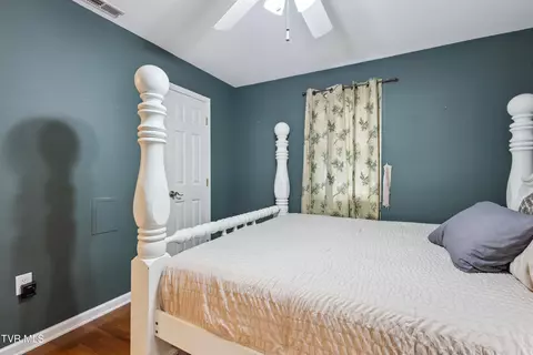 Bedroom - 706 E 2nd Street Damascus Va 24236, Damascus, VA 24236 photo 1 of 6