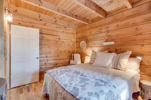 Bedroom - 320 Barren Road Chuckey Tn 37641, Chuckey, TN 37641 photo 6 of 8
