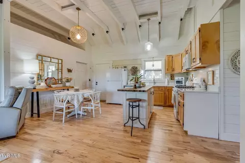 Kitchen - 320 Barren Road Chuckey Tn 37641, Chuckey, TN 37641 photo 1 of 4
