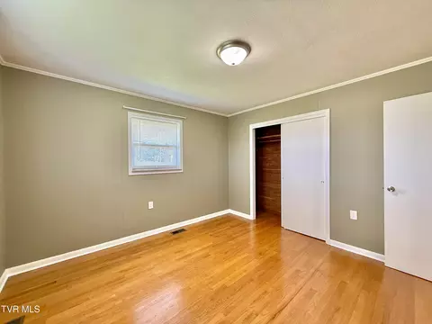 Bedroom - 616 E Barton Ridge Road Greeneville Tn 37745, Greeneville, TN 37745 photo 4 of 5