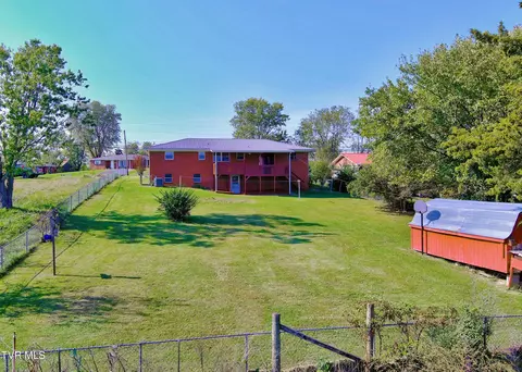 Exterior - 616 E Barton Ridge Road Greeneville Tn 37745, Greeneville, TN 37745 photo 7 of 7