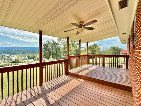 Exterior - 616 E Barton Ridge Road Greeneville Tn 37745, Greeneville, TN 37745 photo 3 of 7