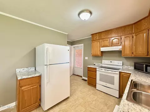 Kitchen - 616 E Barton Ridge Road Greeneville Tn 37745, Greeneville, TN 37745 photo 3 of 5