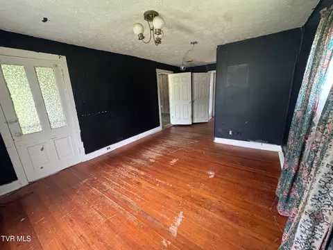 Bedroom - 6420 Baileyton Road Greeneville Tn 37745, Greeneville, TN 37745 photo 2 of 2
