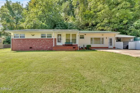 1112 W Cedar Street Bristol Tn 37620, Bristol, TN 37620