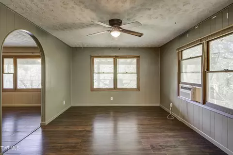 Living - 239 Viss Honeycutt Road Erwin Tn 37650, Erwin, TN 37650 photo 5 of 5
