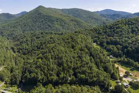 Other - 239 Viss Honeycutt Road Erwin Tn 37650, Erwin, TN 37650 photo 12 of 16