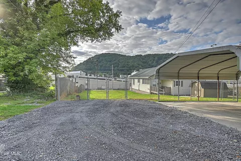 1101 E Fairview Avenue Johnson City Tn 37601, Johnson City, TN 37601 photo 47