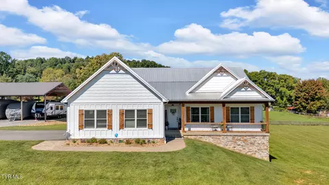 495 Oak Grove Road Gray Tn 37615, Gray, TN 37615