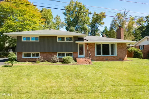 311 Brookdale Circle Bristol Va 24201, Bristol, VA 24201