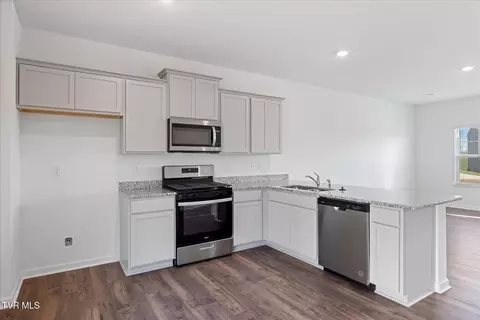 1320 Carrberry Court Kingsport Tn 37663, Kingsport, TN 37663