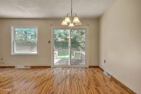 Dining - 1177 Pebble Drive Bristol Va 24201, Bristol, VA 24201 photo 2 of 2