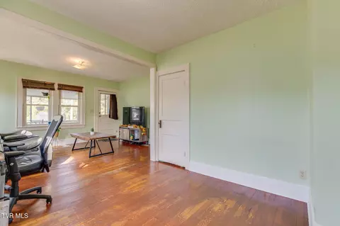 Living - 1415 Highway 93 Fall Branch Tn 37656, Fall Branch, TN 37656 photo 2 of 2