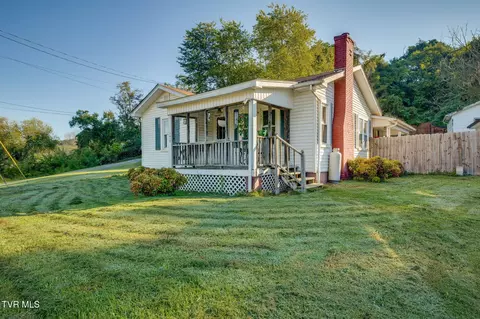 Exterior - 1415 Highway 93 Fall Branch Tn 37656, Fall Branch, TN 37656 photo 2 of 6