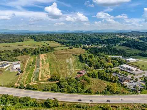370 Roy Martin Road Johnson City Tn 37615, Johnson City, TN 37615 photo 2