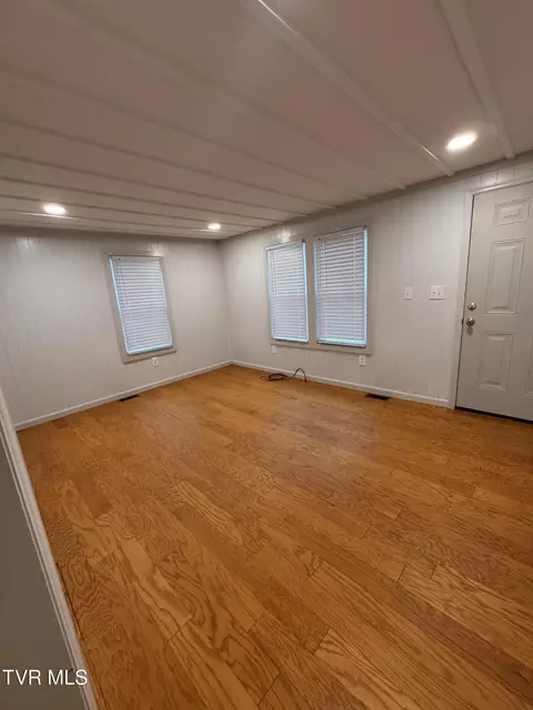 Living - 101 Spar Mill Road Erwin Tn 37650, Erwin, TN 37650 photo 1 of 2