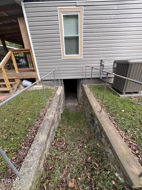 Exterior - 101 Spar Mill Road Erwin Tn 37650, Erwin, TN 37650 photo 15 of 19