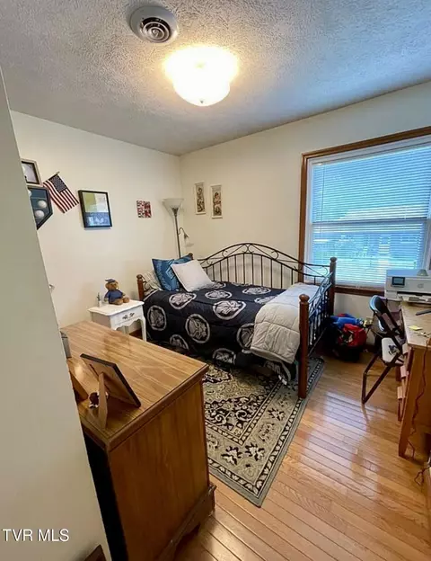 Bedroom - 711 E Main Street Wise Va 24293, Wise, VA 24293 photo 6 of 9