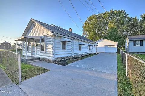 1041 Robertson Street Kingsport Tn 37660, Kingsport, TN 37660
