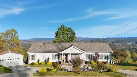 4886 Eagle Pointe Drive Kingsport Tn 37664, Kingsport, TN 37664
