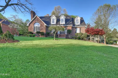 2 Wayland Court Johnson City Tn 37604, Johnson City, TN 37604