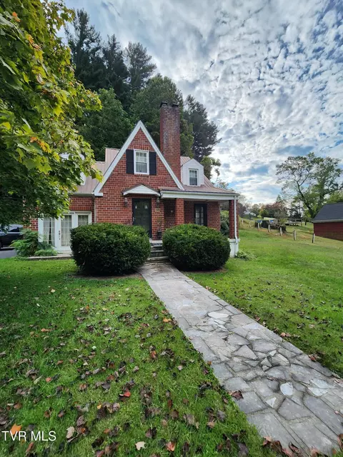 310 NE Centre Avenue Coeburn Va 24230, Coeburn, VA 24230