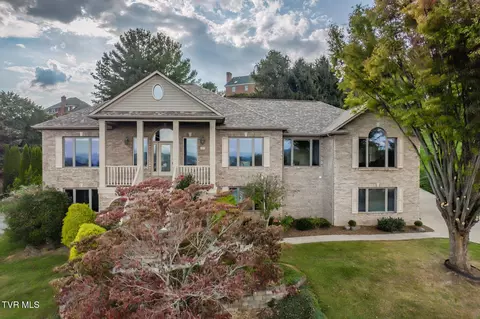 2304 Granite Drive Johnson City Tn 37604, Johnson City, TN 37604
