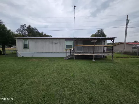 1151 Oakwood Road Midway Tn 37809, Midway, TN 37809
