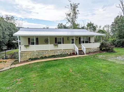 285 Falcons Nest Afton Tn 37616, Afton, TN 37616