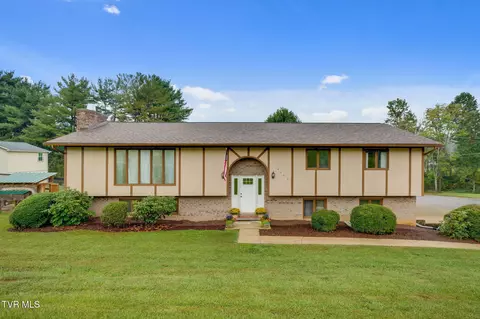 4802 S Wind Drive Kingsport Tn 37664, Kingsport, TN 37664