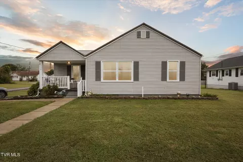 128 Rufus Taylor Road Elizabethton Tn 37643, Elizabethton, TN 37643