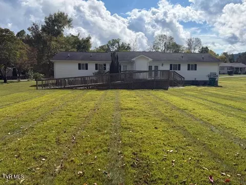 Exterior - 165 Smith Avenue Erwin Tn 37650, Erwin, TN 37650 photo 10 of 10