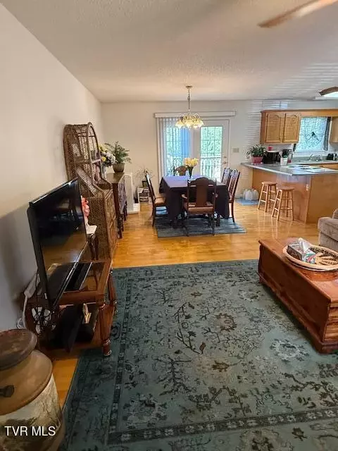 Dining - 165 Smith Avenue Erwin Tn 37650, Erwin, TN 37650 photo 1 of 3