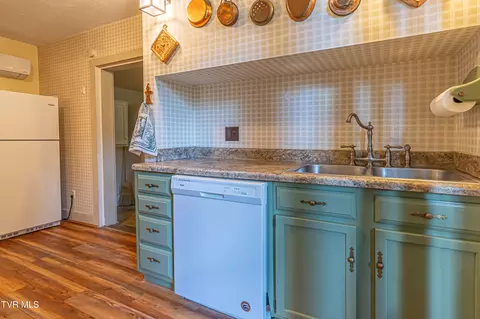 Kitchen - 303 E Main Street Abingdon Va 24210, Abingdon, VA 24210 photo 5 of 5