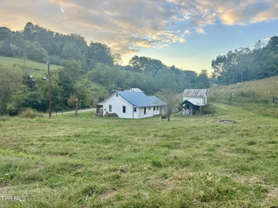 Exterior - 1625 Red Fletcher Road Jonesville Va 24263, Jonesville, VA 24263 photo 2 of 12