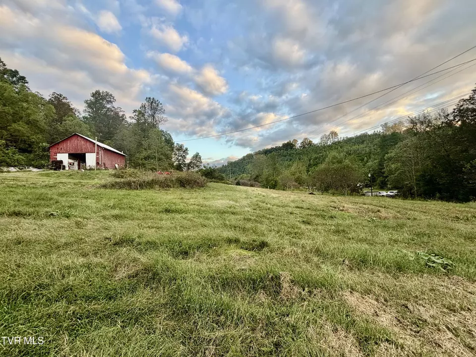 Exterior - 1625 Red Fletcher Road Jonesville Va 24263, Jonesville, VA 24263 photo 4 of 12