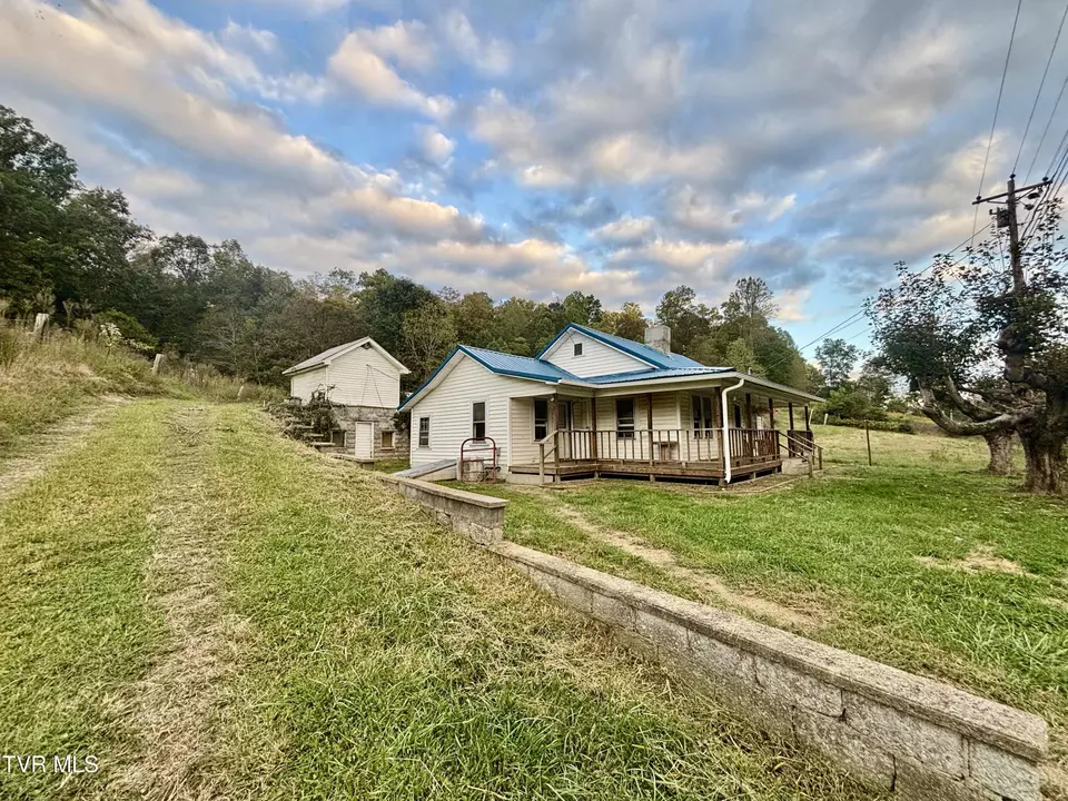 Exterior - 1625 Red Fletcher Road Jonesville Va 24263, Jonesville, VA 24263 photo 12 of 12