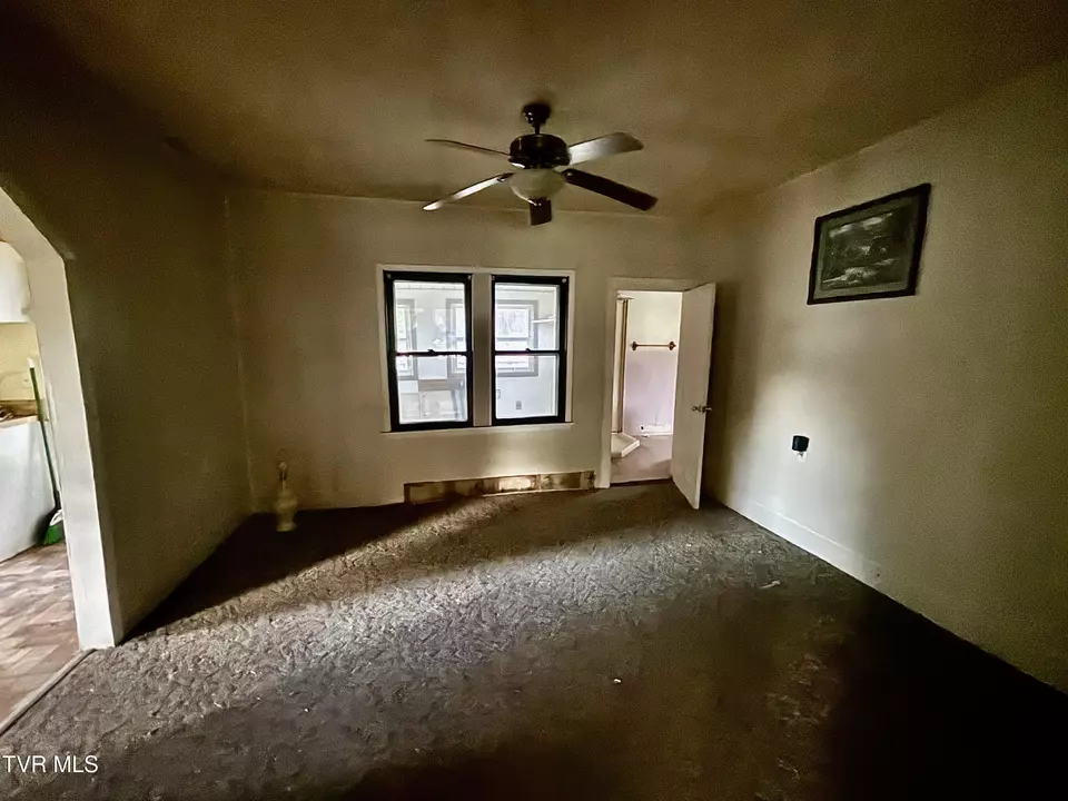 Living - 1625 Red Fletcher Road Jonesville Va 24263, Jonesville, VA 24263 photo 1 of 1