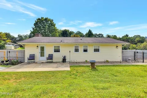 100 Martindale Road Bristol Tn 37620, Bristol, TN 37620