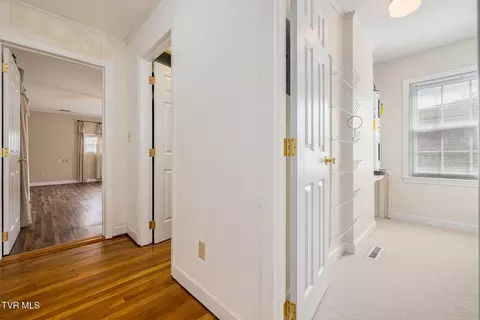 Entry Way - 1502 Baxter Street Johnson City Tn 37601, Johnson City, TN 37601 photo 4 of 4
